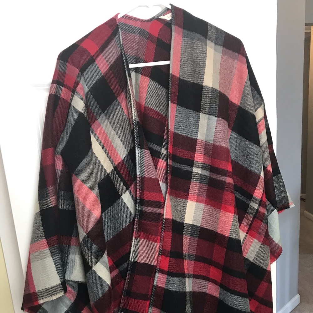New with tags warm poncho